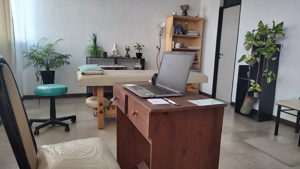 Sala de tratamiento KYOS Osteopatía en Berazategui